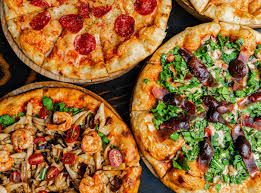 Pizza Made by Hand: Creating Love with Each Slice